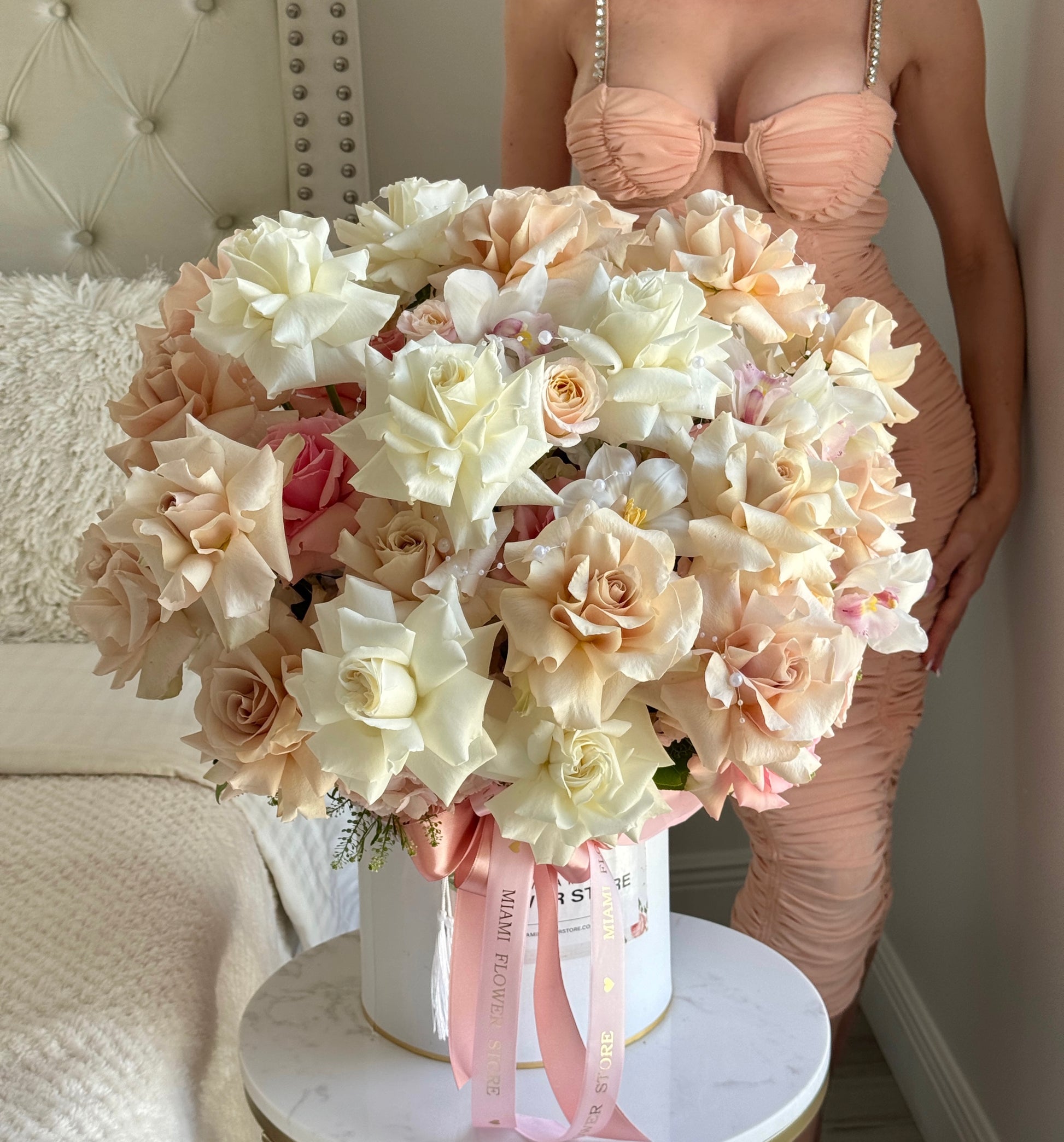 Beige And White Rose Flower Bouquet In A Box - Miami Flower Store Delivery Fort Lauderdale