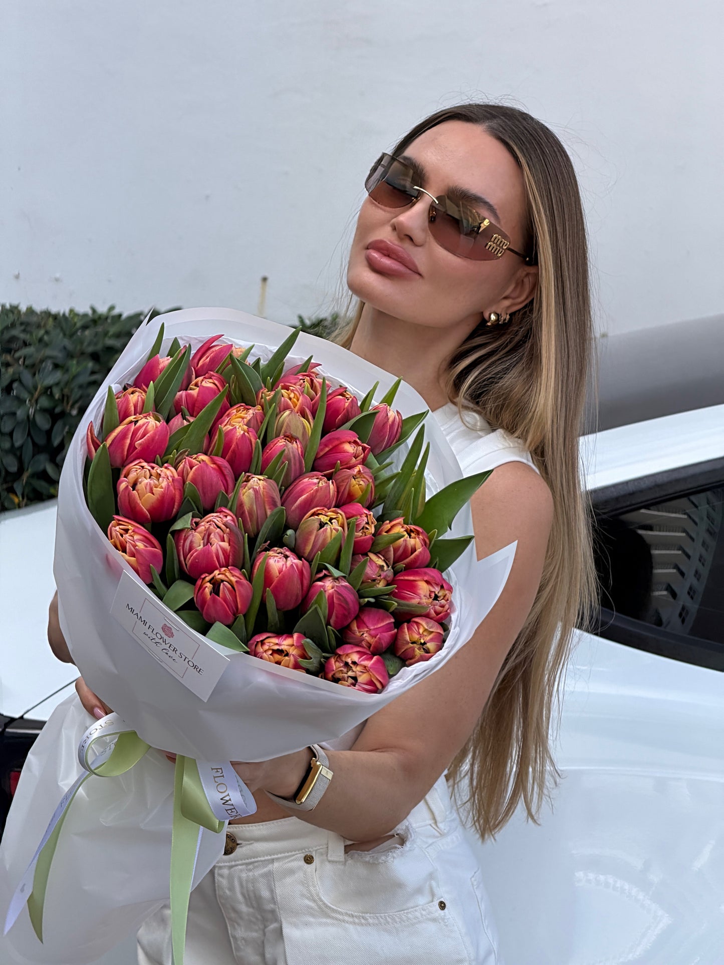 30 / 50 Coral-Pink Tulip Flower Bouquet - Miami Flower Store Same-Day Delivery Fort Lauderdale Brickell Aventura Las Olas Hallendale Beach Hollywood Sunny Isles