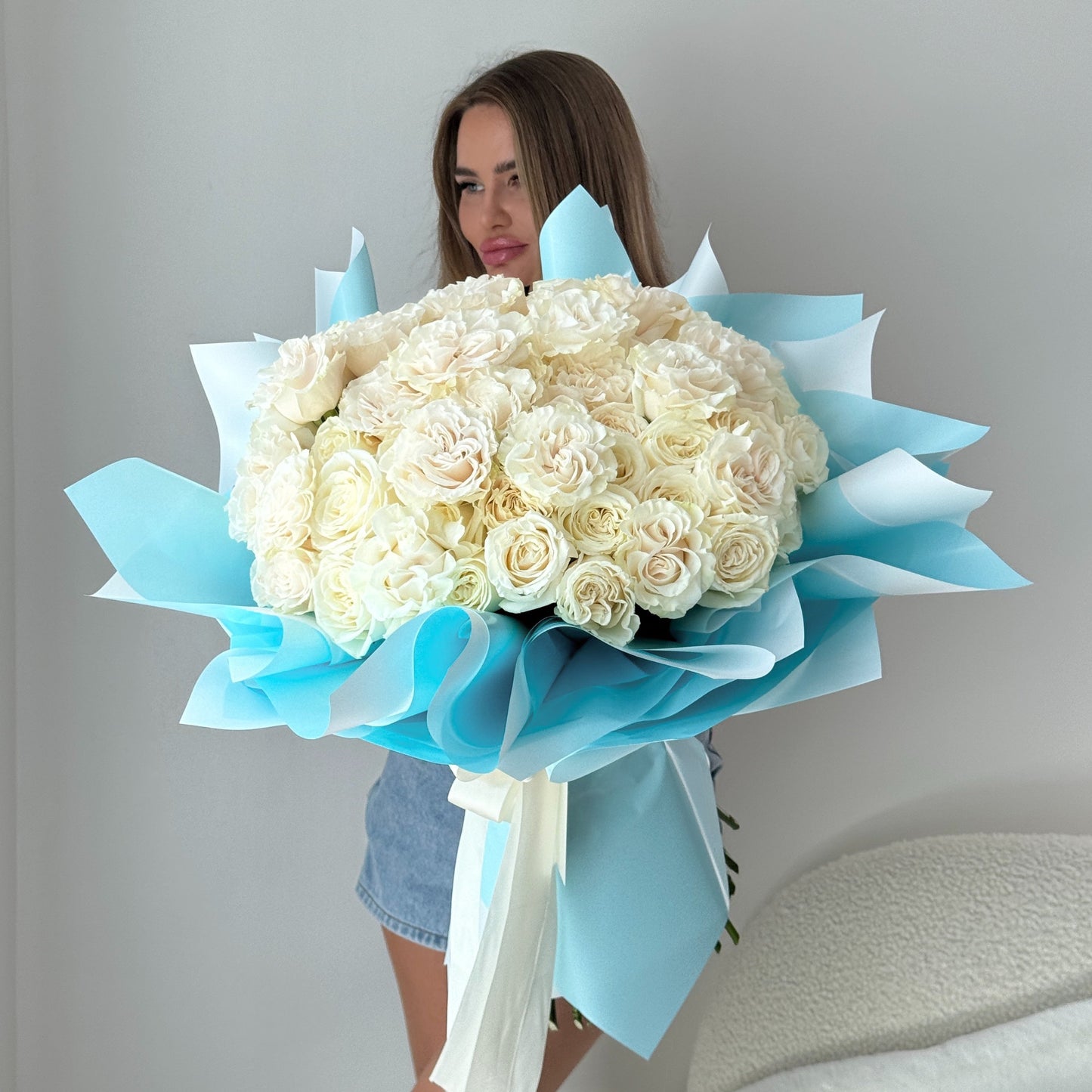 50 White Garden Rose Flower Bouquet - Miami Flower Store Delivery Fort Lauderdale