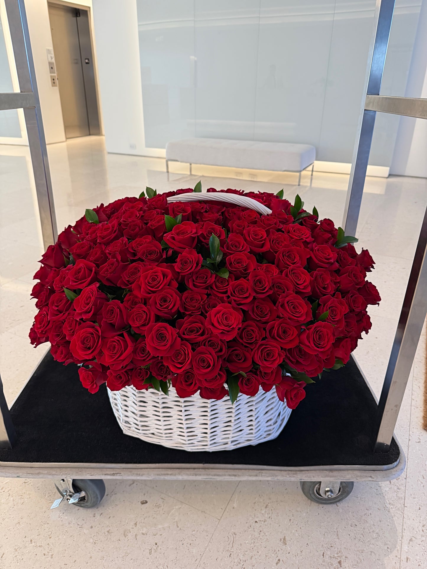 300 Red Roses Bouquet In A Baskets/Overside Basket With 300 Red Roses - Miami Flower Store Same-Day Delivery Fort Lauderdale Brickell Aventura Las Olas Hallendale Beach Hollywood Sunny Isles