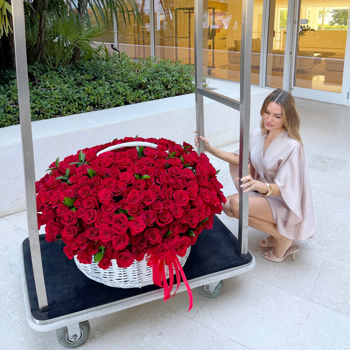 300 Red Roses Bouquet In A Baskets/Overside Basket With 300 Red Roses - Miami Flower Store Same-Day Delivery Fort Lauderdale Brickell Aventura Las Olas Hallendale Beach Hollywood Sunny Isles