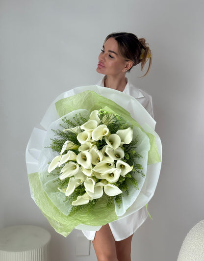 Calla Lilies Flower Bouquet Of 30 White Callas - Miami Flower Store Delivery Fort Lauderdale