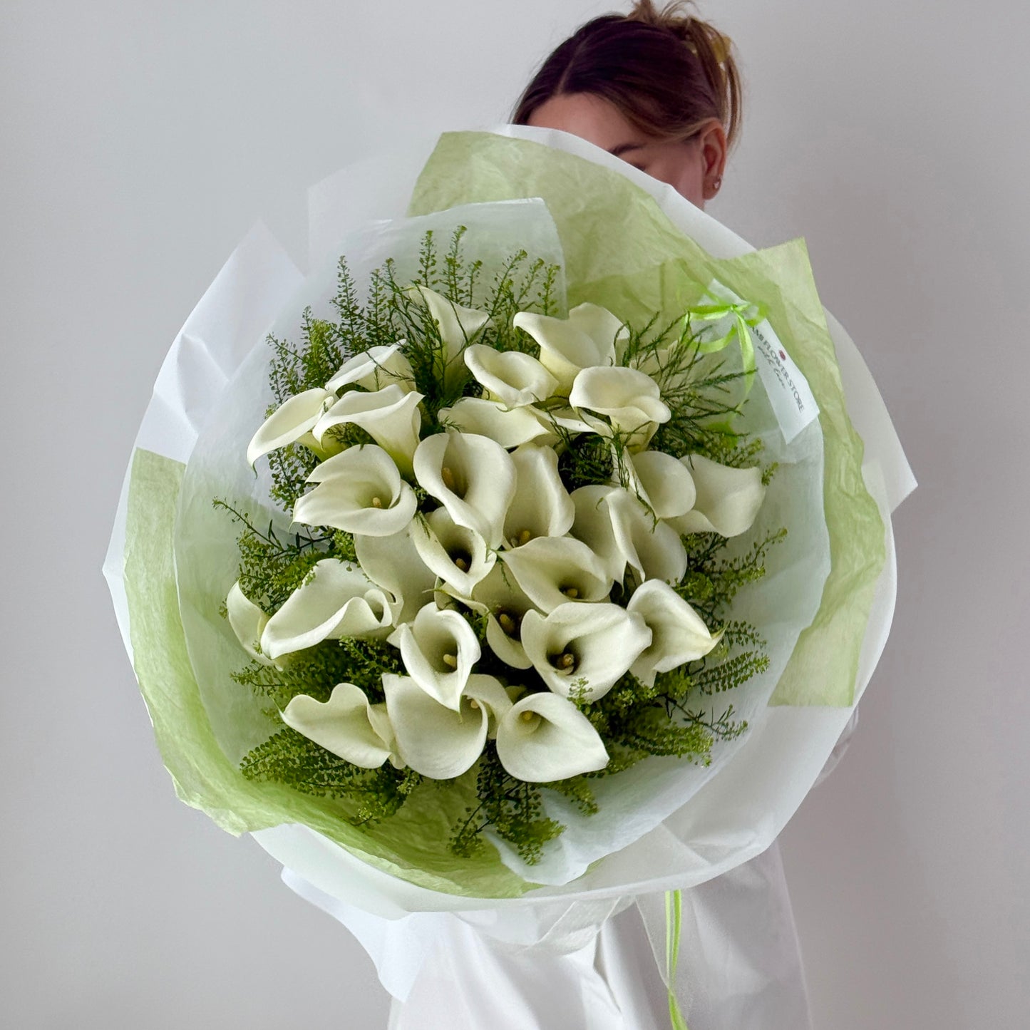 Calla Lilies Flower Bouquet Of 30 White Callas - Miami Flower Store Delivery Fort Lauderdale