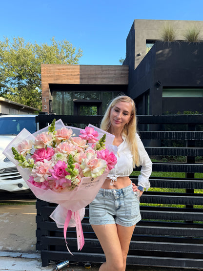 Light Pink French Rose, Hydrangea, & Stock Flower Bouquet - Miami Flower Store Same-Day Delivery Fort Lauderdale Brickell Aventura Las Olas Hallendale Beach Hollywood Sunny Isles