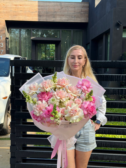 Light Pink French Rose, Hydrangea, & Stock Flower Bouquet - Miami Flower Store Same-Day Delivery Fort Lauderdale Brickell Aventura Las Olas Hallendale Beach Hollywood Sunny Isles