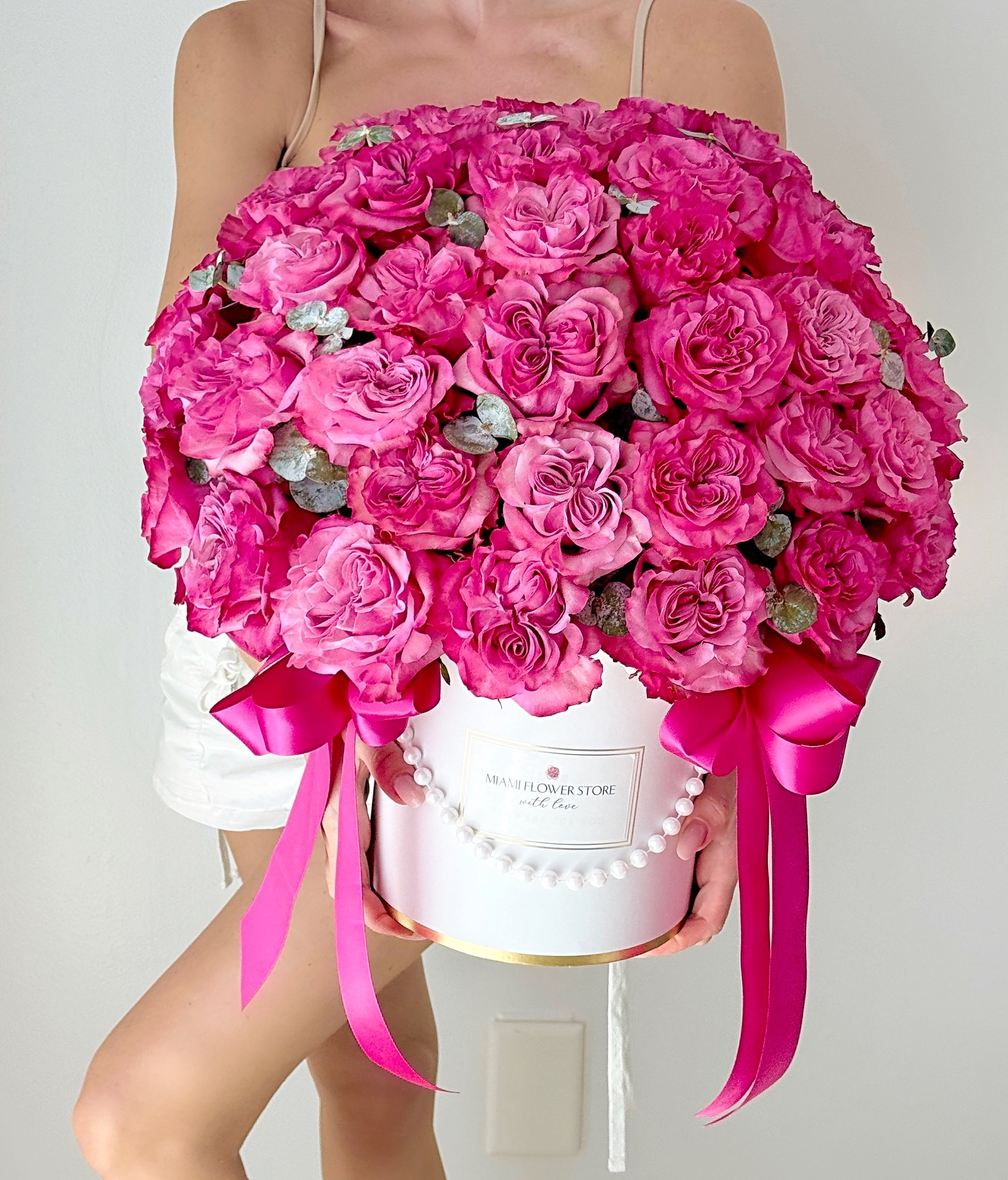 Pink Rose Flower Bouquet In A Box - Miami Flower Store Delivery Fort Lauderdale