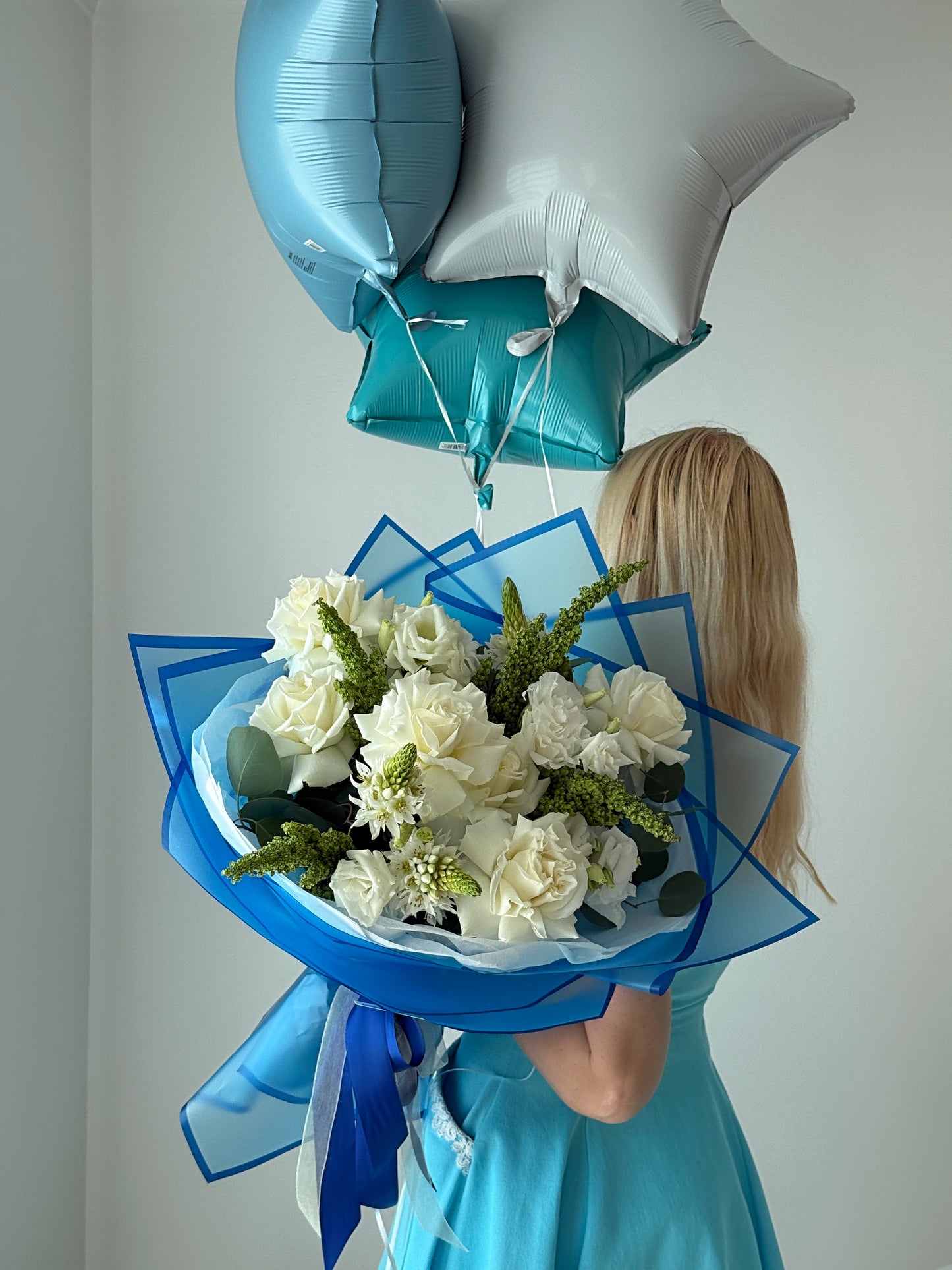 White Rose Flower Bouquet - Miami Flower Store Same-Day Delivery Fort Lauderdale Brickell Aventura Las Olas Hallendale Beach Hollywood Sunny Isles