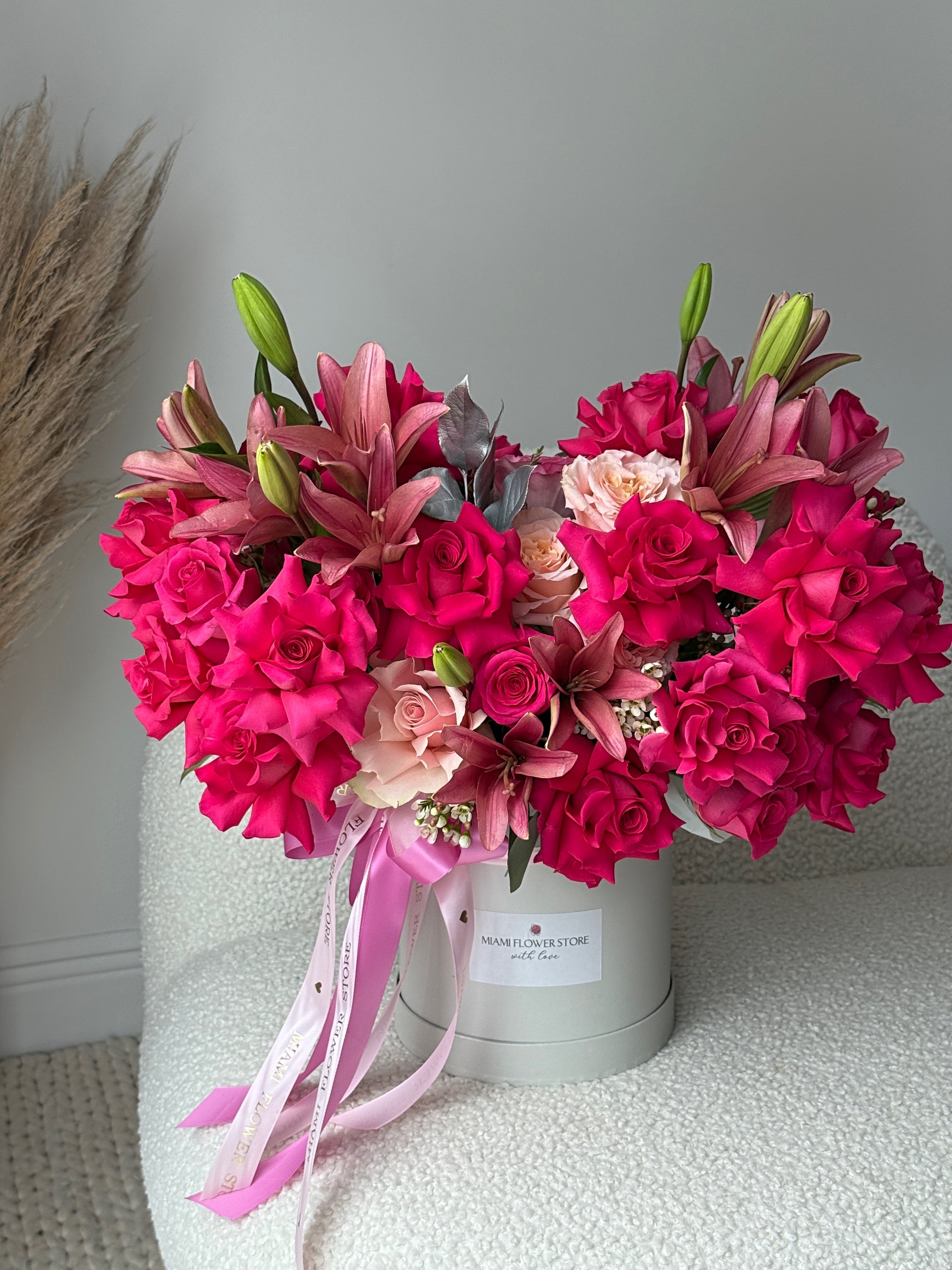 Lilies And Hot Pink Roses In A Box - Miami Flower Store Same-Day Delivery Fort Lauderdale Brickell Aventura Las Olas Hallendale Beach Hollywood Sunny Isles