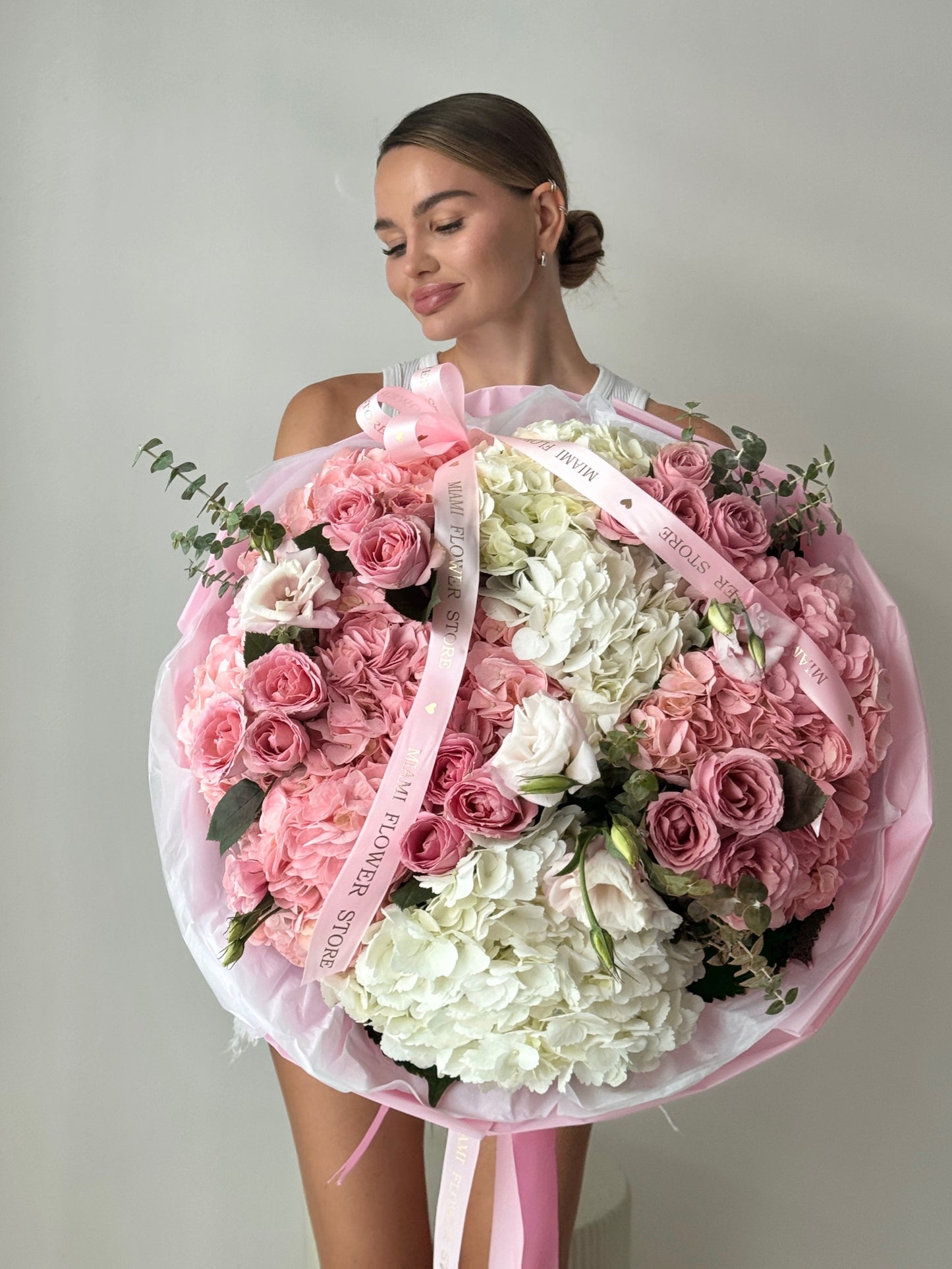 Pink & White Hydrangea Flower Bouquet With Roses & Spray Roses - Miami Flower Store Delivery Fort Lauderdale