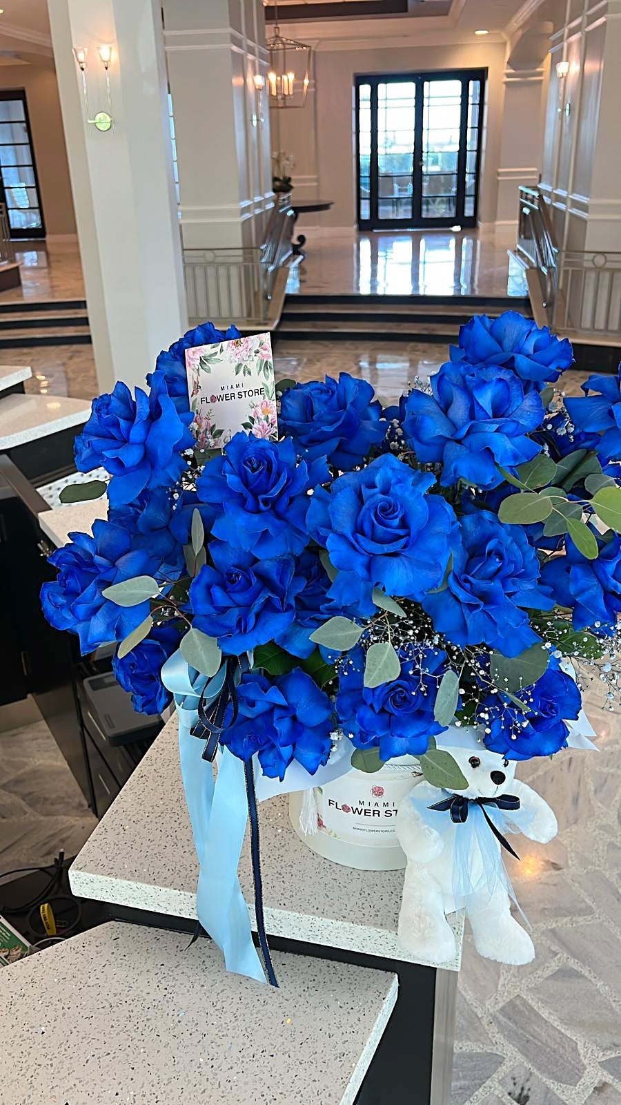 Blue Roses Flower Bouquet In A Box - Miami Flower Store Delivery Fort Lauderdale