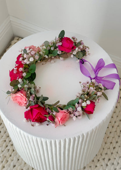 Headpiece & Pink Rose Bouquet In A Vase - Miami Flower Store Same-Day Delivery Fort Lauderdale Brickell Aventura Las Olas Hallendale Beach Hollywood Sunny Isles