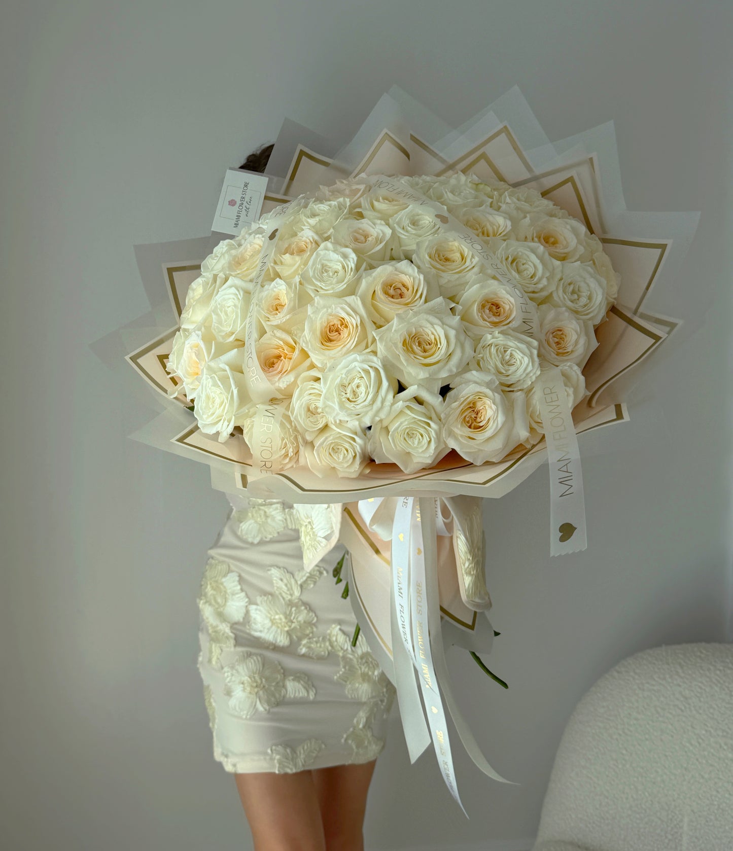 Creamy Rose Flower Bouquet - Miami Flower Store Same-Day Delivery Fort Lauderdale Brickell Aventura Las Olas Hallendale Beach Hollywood Sunny Isles