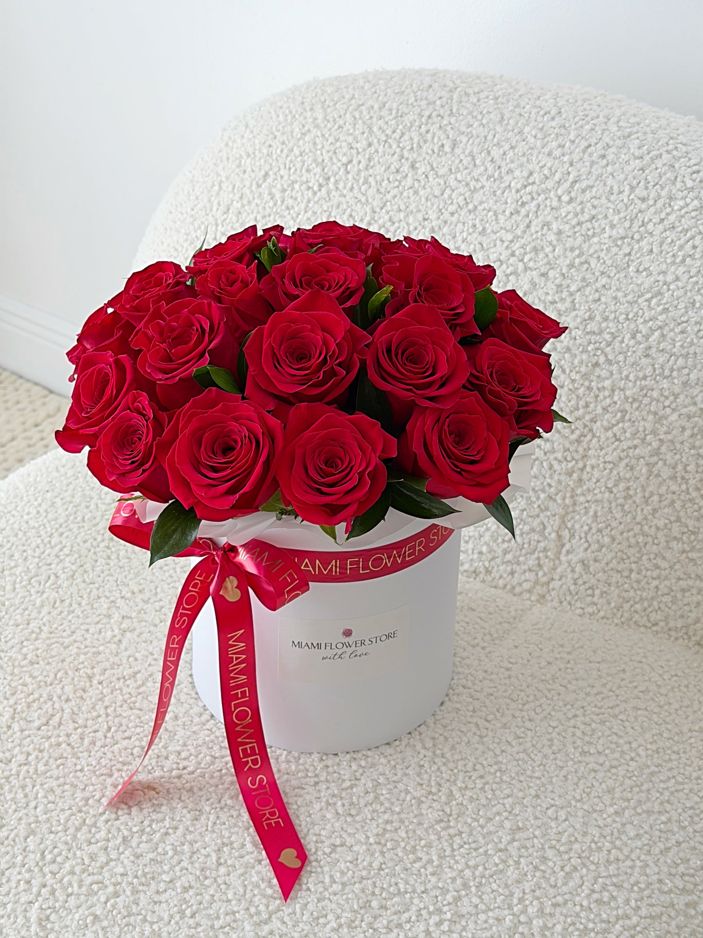Red Roses Flower Bouquet In Box - Miami Flower Store Same-Day Delivery Fort Lauderdale Brickell Aventura Las Olas Hallendale Beach Hollywood Sunny Isles