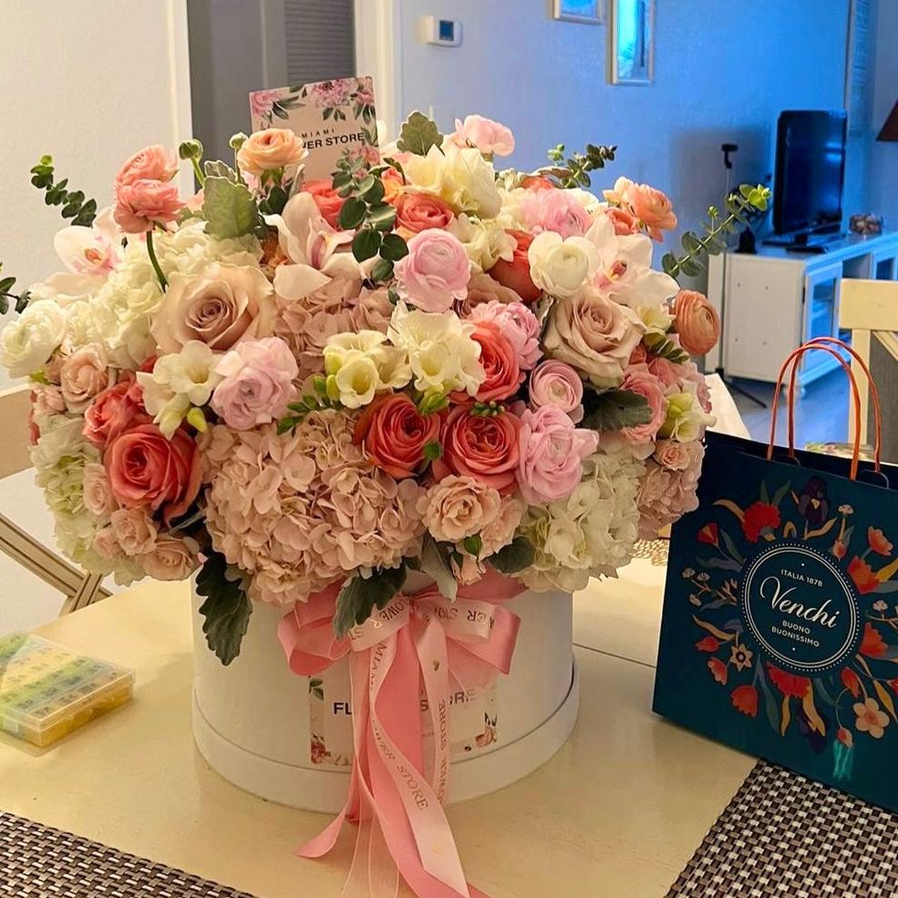 Pink & Peach Rose, Ranunculus, Hydrangea Flower Bouquet In A Box - Miami Flower Store Delivery Fort Lauderdale