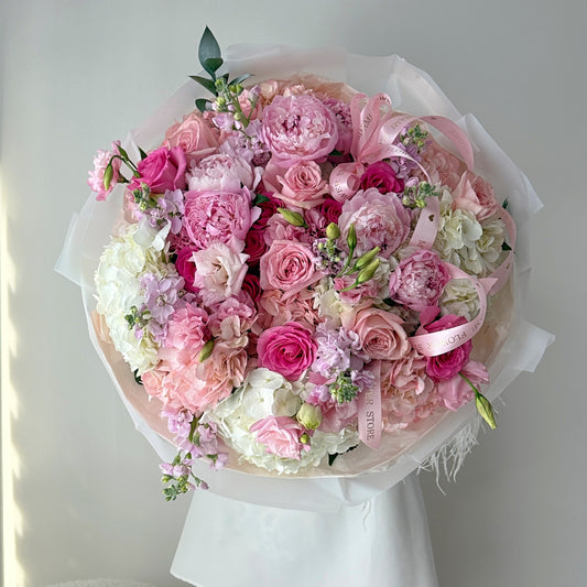 Luxury Peony Flower Bouquet With Roses And Lithianthus - Miami Flower Store Same-Day Delivery Fort Lauderdale Brickell Aventura Las Olas Hallendale Beach Hollywood Sunny Isles
