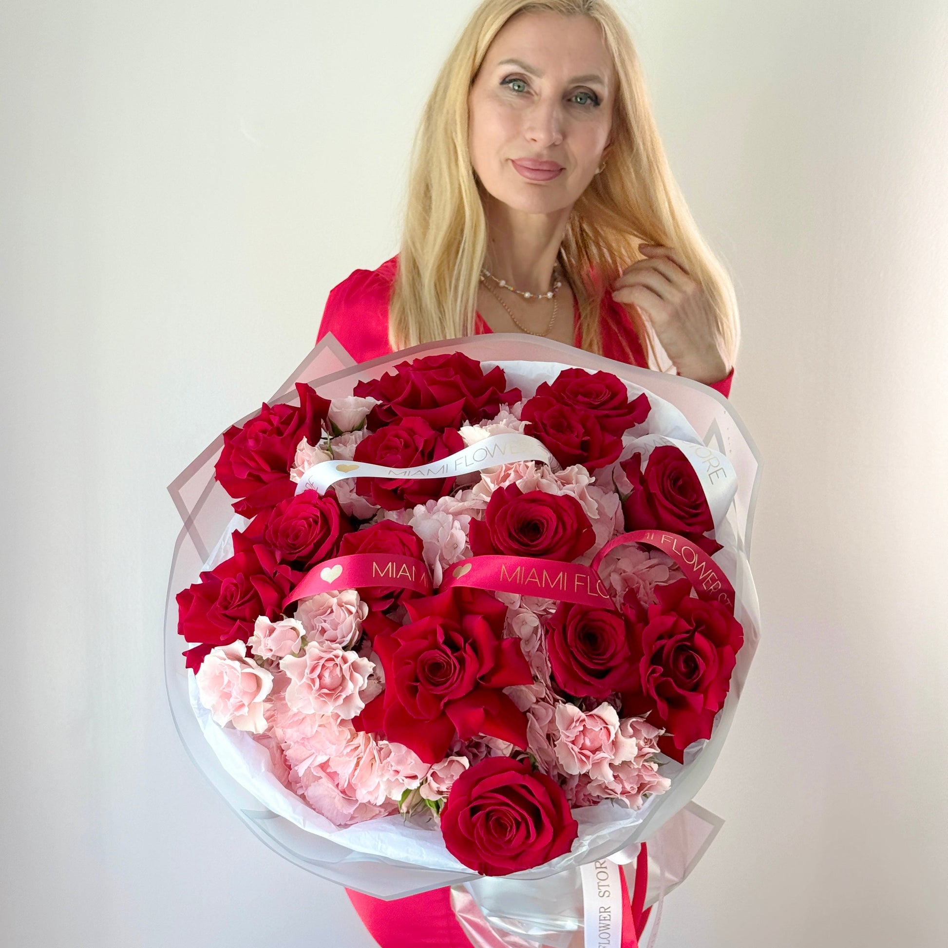 Red Roses And Pink Hydrangea Flower Bouquet - Miami Flower Store Same-Day Delivery Fort Lauderdale Brickell Aventura Las Olas Hallendale Beach Hollywood Sunny Isles