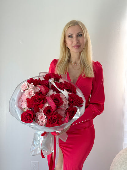 Red Roses And Pink Hydrangea Flower Bouquet - Miami Flower Store Same-Day Delivery Fort Lauderdale Brickell Aventura Las Olas Hallendale Beach Hollywood Sunny Isles