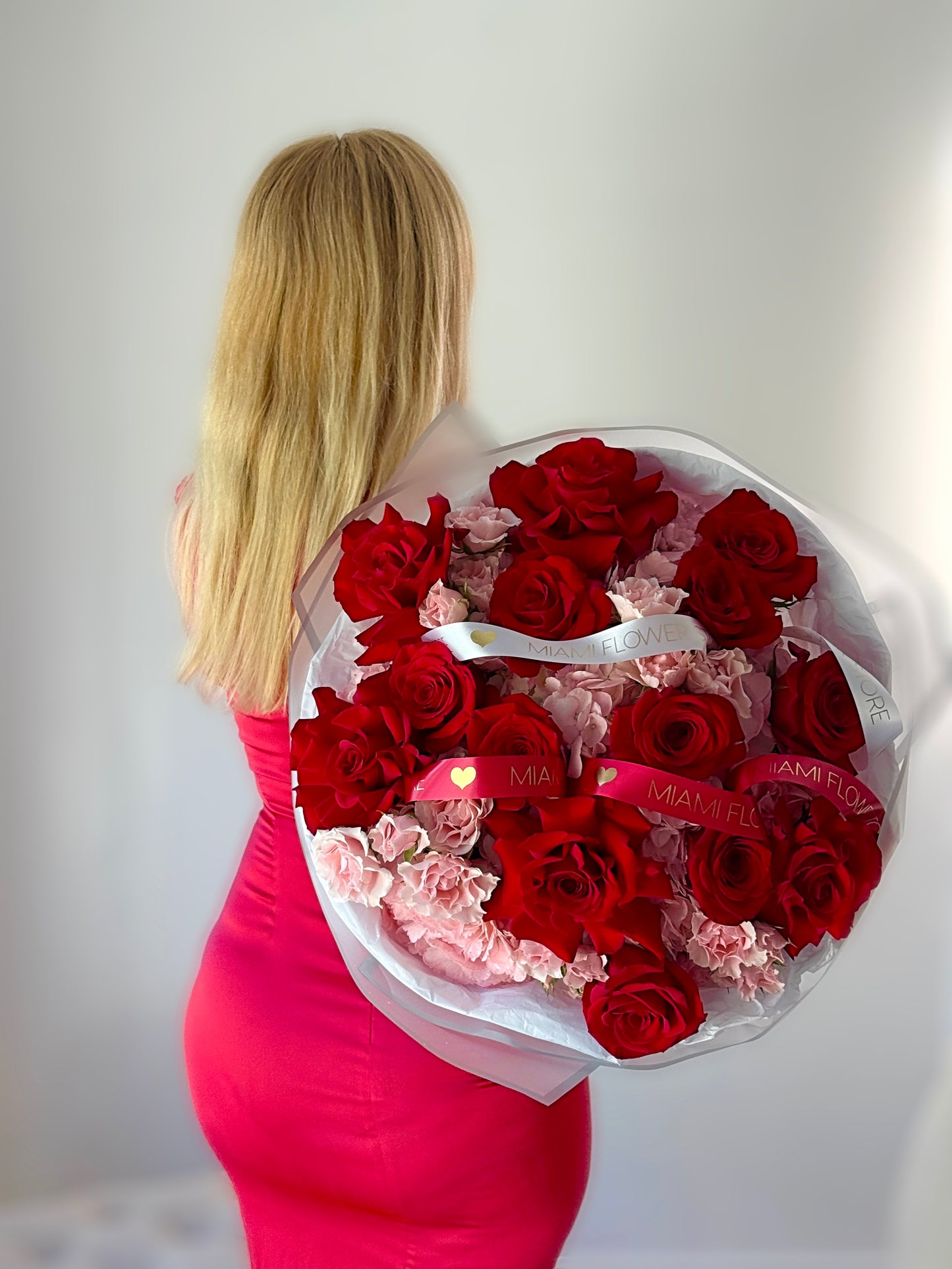 Red Roses And Pink Hydrangea Flower Bouquet - Miami Flower Store Same-Day Delivery Fort Lauderdale Brickell Aventura Las Olas Hallendale Beach Hollywood Sunny Isles