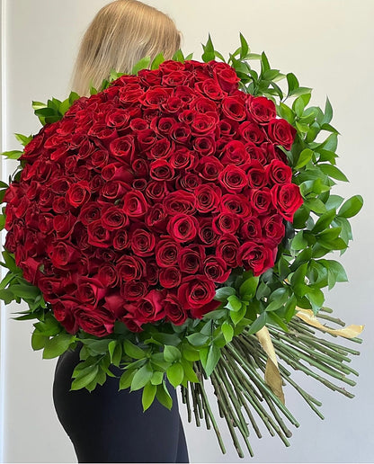 200 Red Rose Flower Bouquet With Greens - Miami Flower Store Delivery Fort Lauderdale