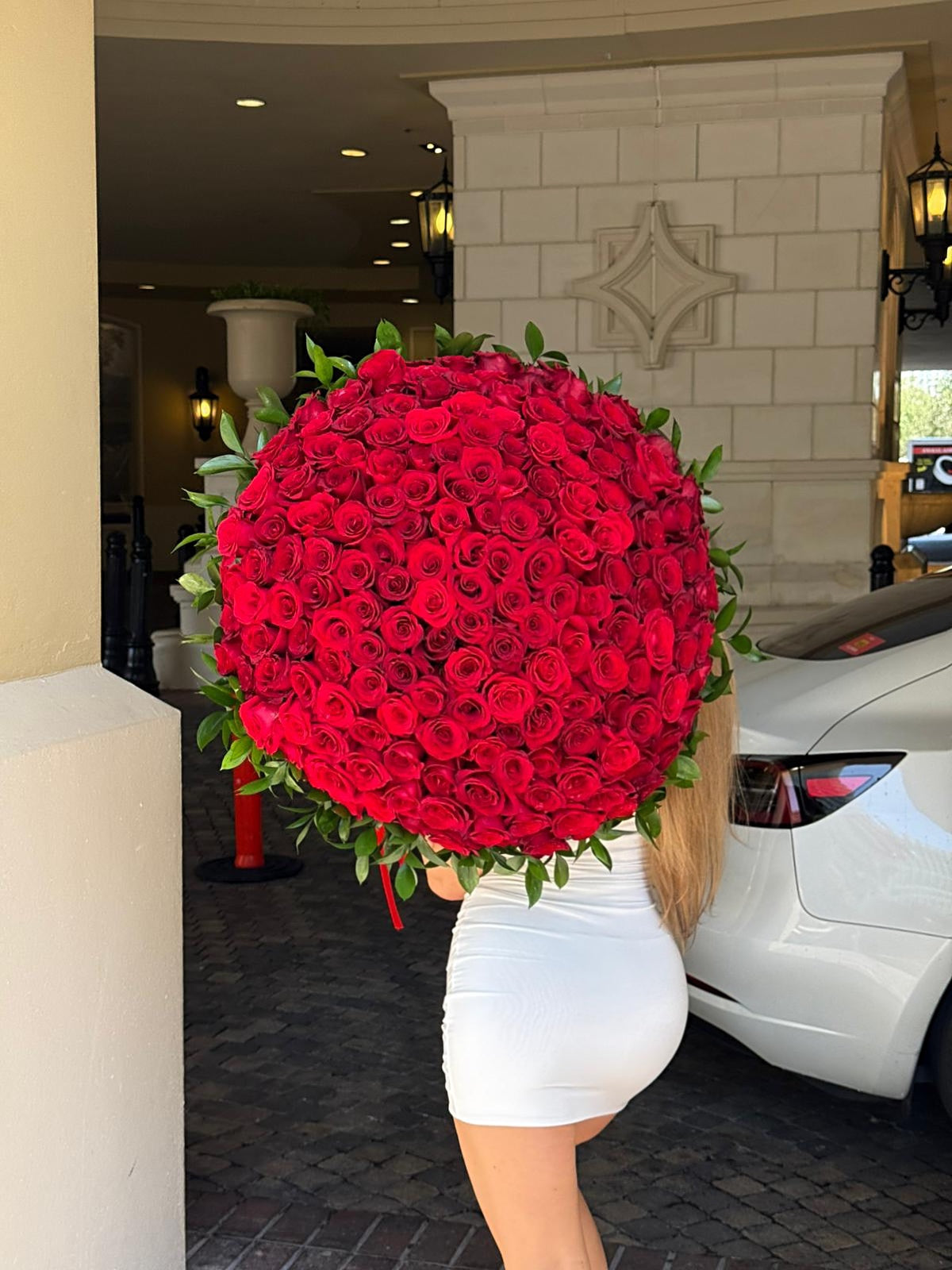 200 Red Rose Flower Bouquet With Greens - Miami Flower Store Delivery Fort Lauderdale