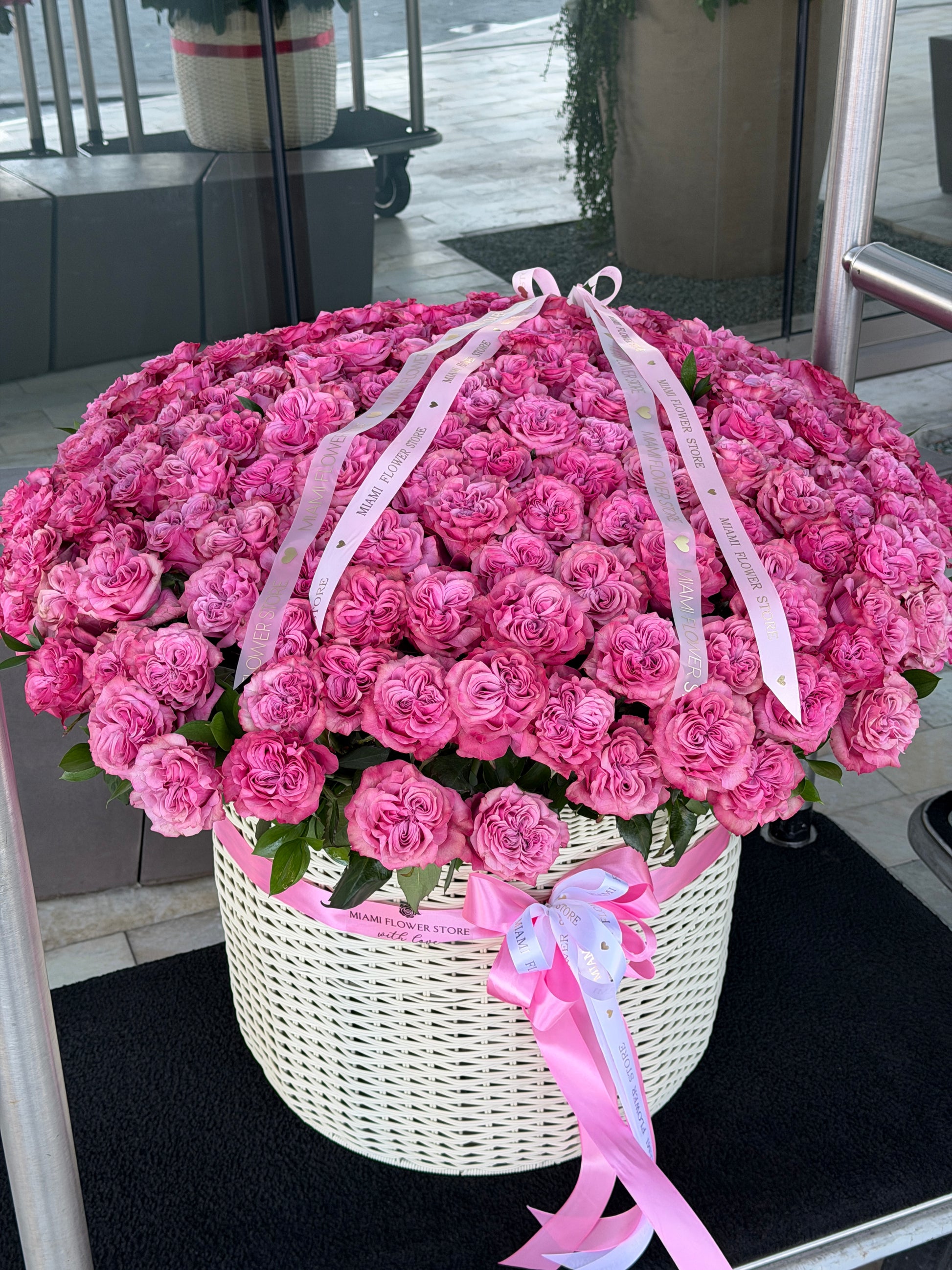 Pink Roses Flower Basket - Miami Flower Store Same-Day Delivery Fort Lauderdale Brickell Aventura Las Olas Hallendale Beach Hollywood Sunny Isles