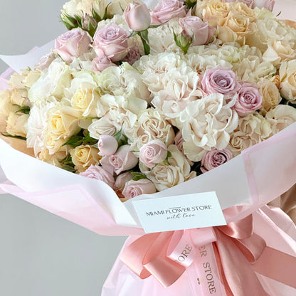 Beige Garden & Spray Rose Mix Flower Hand Bouquet - Miami Flower Store Delivery Fort Lauderdale