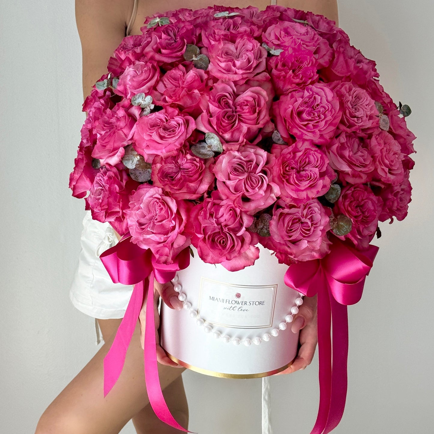 Hot Pink Rose Flower Bouquet In A Box - Miami Flower Store Same-Day Delivery Fort Lauderdale Brickell Aventura Las Olas Hallendale Beach Hollywood Sunny Isles