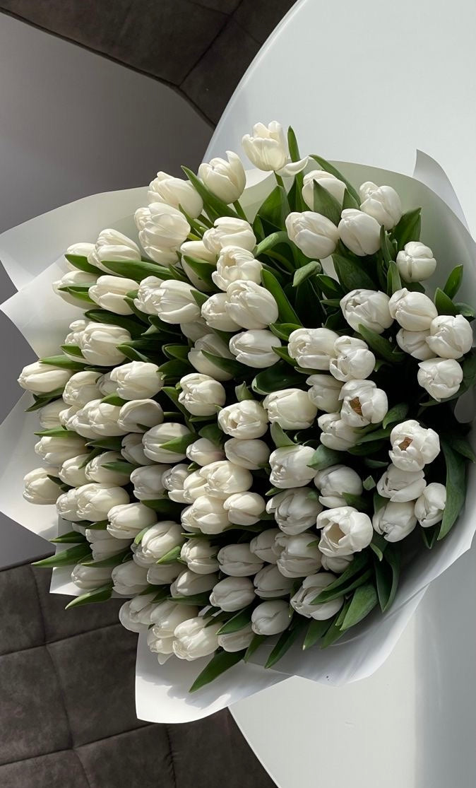 50 White Tulip Hand Flower Bouquet - Miami Flower Store Same-Day Delivery Fort Lauderdale Brickell Aventura Las Olas Hallendale Beach Hollywood Sunny Isles