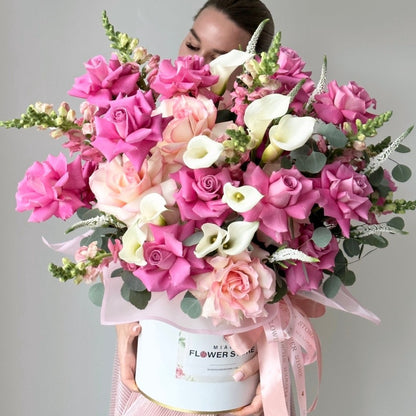 Pink Rose Mix, Callas & Dragon Flower Bouquet In A Box - Miami Flower Store Delivery Fort Lauderdale