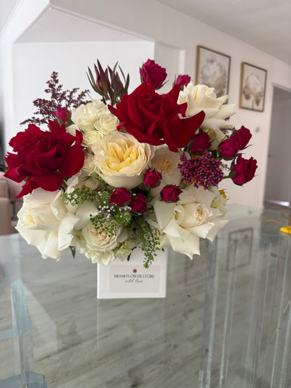 White & Red Table Centerpiece| Flowers For Decor