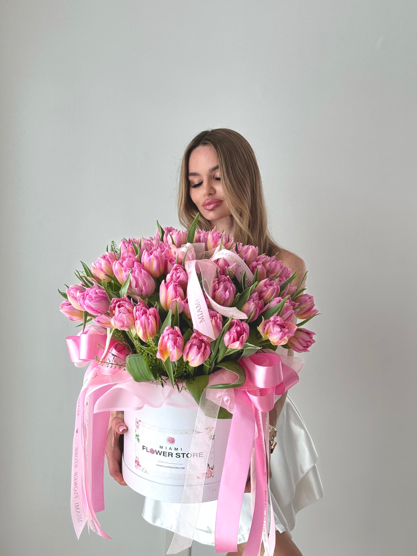 75 Tulips Flower Bouquet In A Box - Miami Flower Store Same-Day Delivery Fort Lauderdale Brickell Aventura Las Olas Hallendale Beach Hollywood Sunny Isles