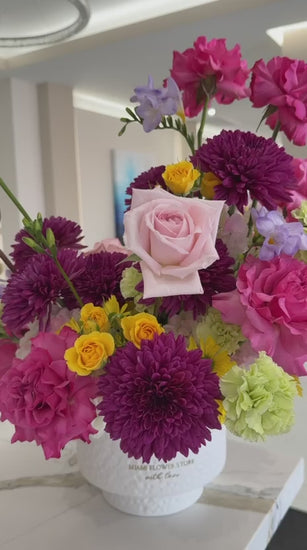 Pink Centerpiece From Hot Roses, Hydrangea, Chrysanthemums & Daisies In A Ceramic Vase - Miami Flower Store Same-Day Delivery Fort Lauderdale Brickell Aventura Las Olas Hallendale Beach Hollywood Sunny Isles